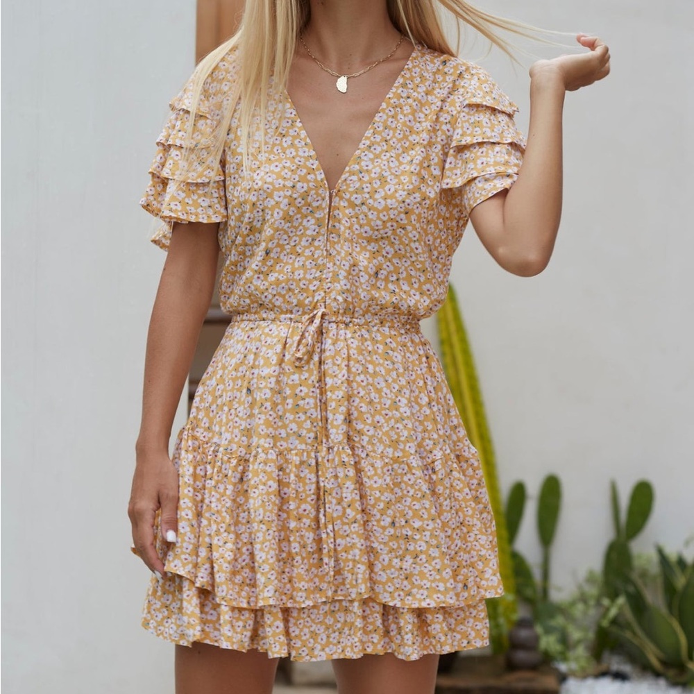 ELF Bonfire Layered Frill Dress Size Small New With Tags